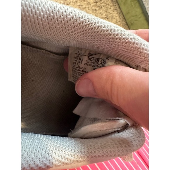 Nike women's Air Force 1 AF1, white - Picture 3 of 8